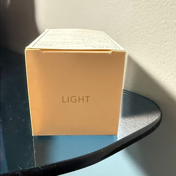 Beekman 1802 Milk Tint SPF 43 Broad Spectrum Serum - Picture 5 of 6